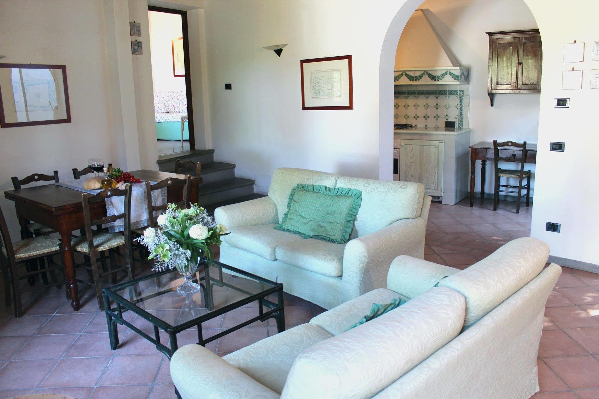 סיינה Villa Agostoli מראה חיצוני תמונה