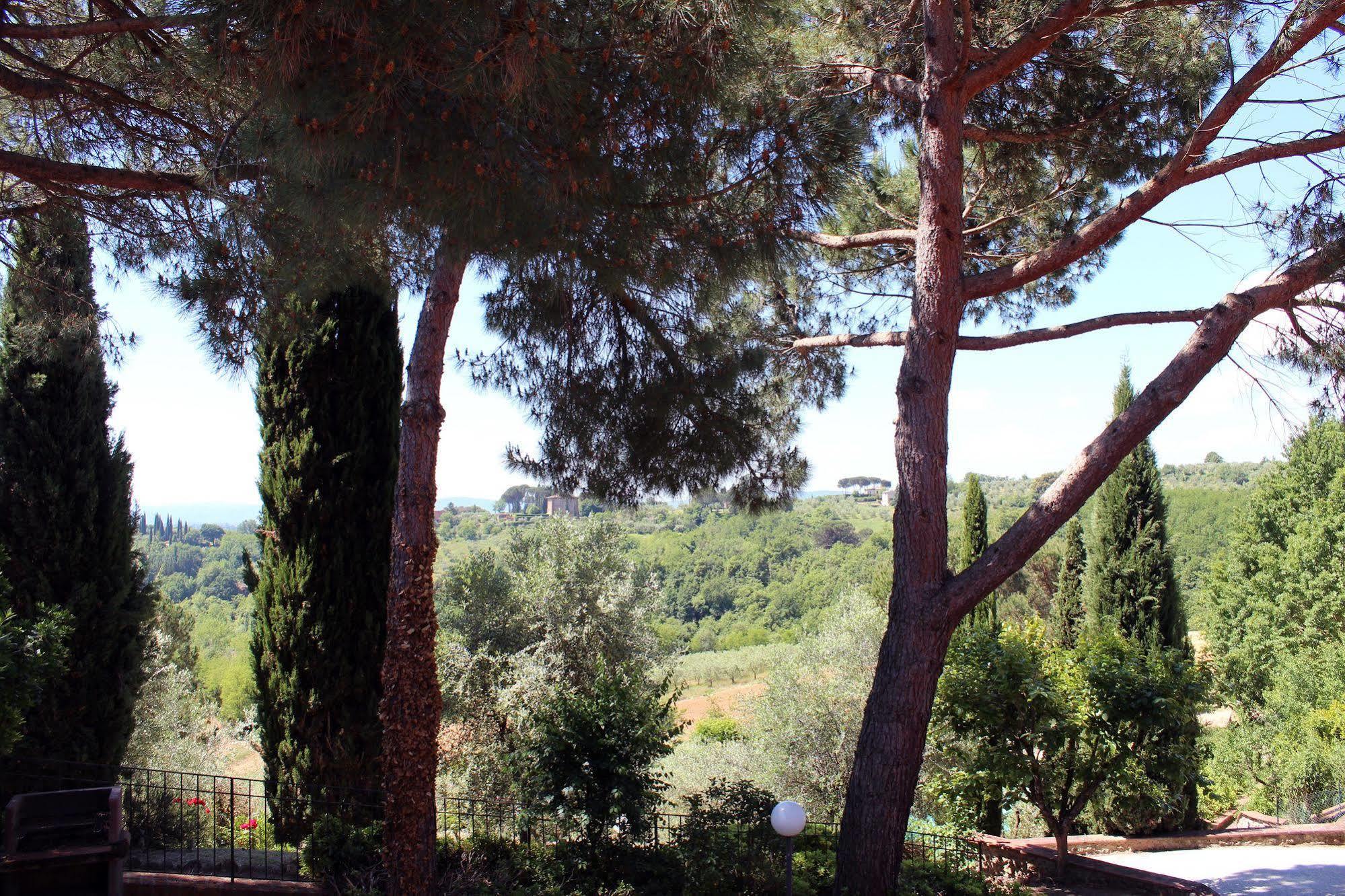 סיינה Villa Agostoli מראה חיצוני תמונה